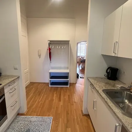 Wohnen Im Herzen Von * גראץ